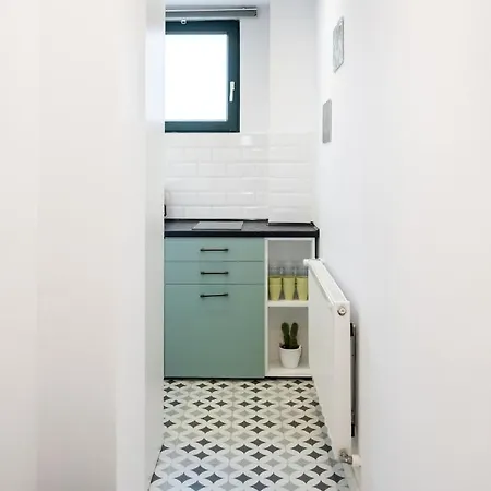 Spacious 2 Bdr Flat In The Old Town Bucharest Exterior photo