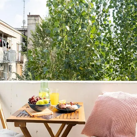 Spacious 2 Bdr Flat In The Old Town Bucharest Exterior photo