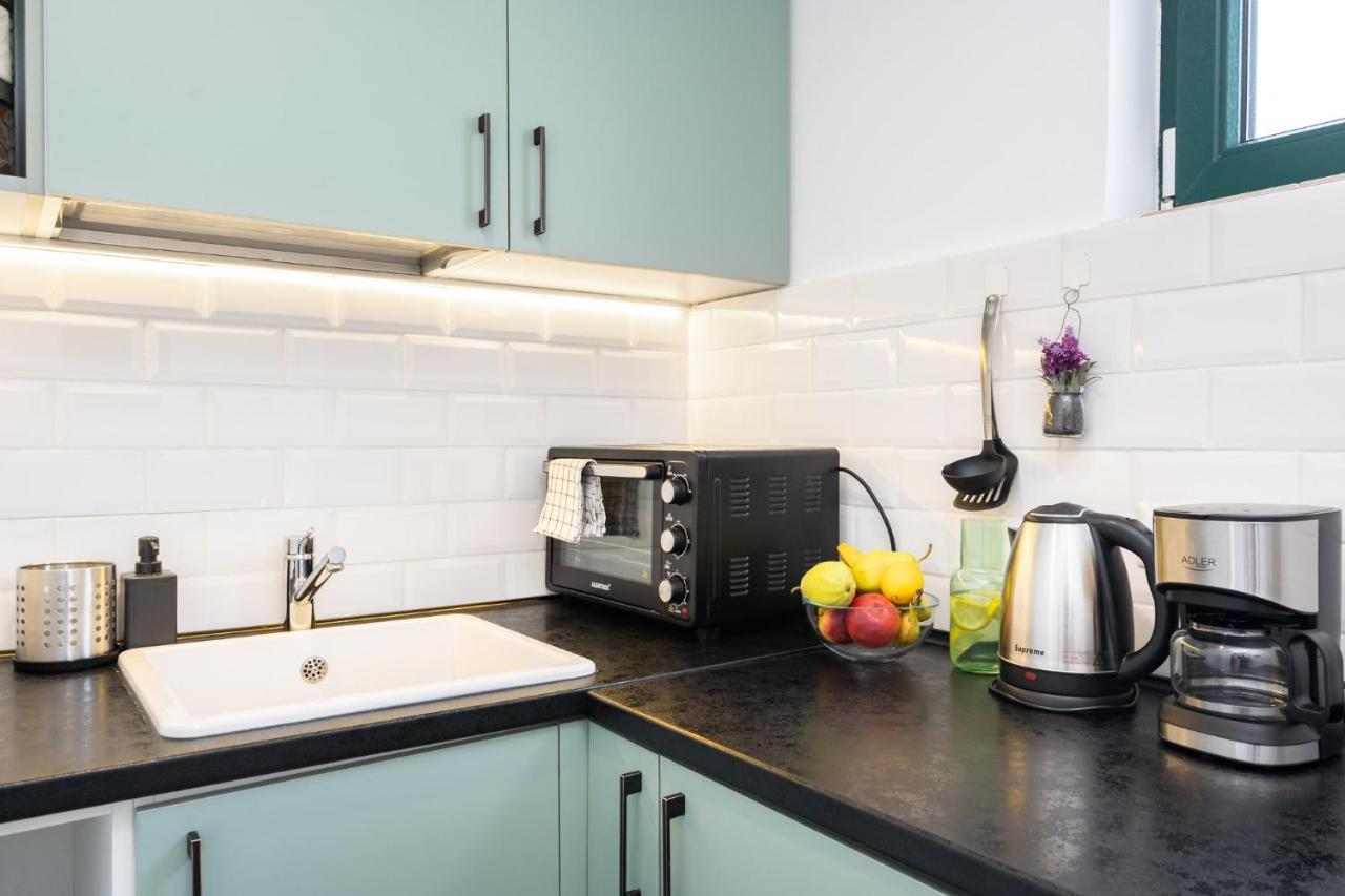 Spacious 2 Bdr Flat In The Old Town