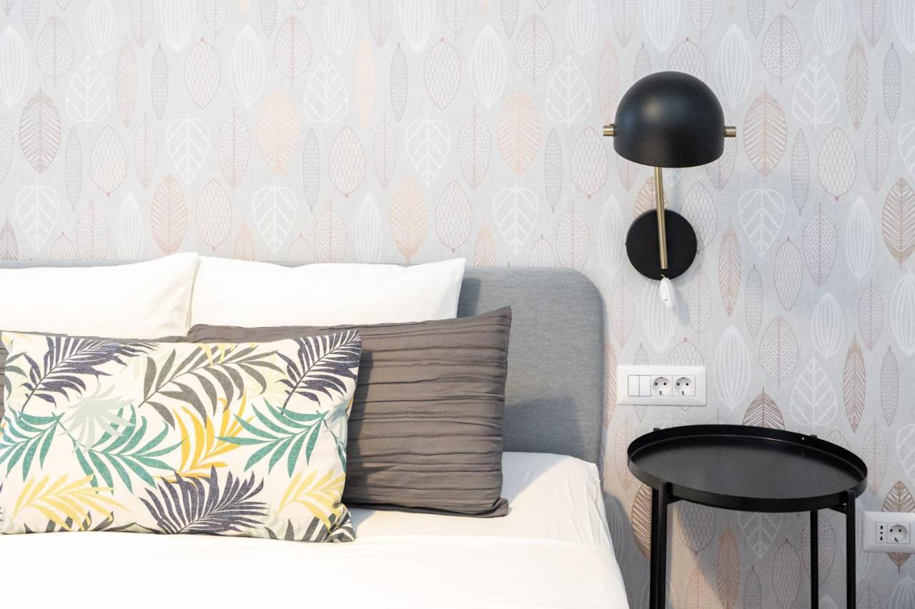 Apartment Spacious 2 Bdr Flat In The Old Town